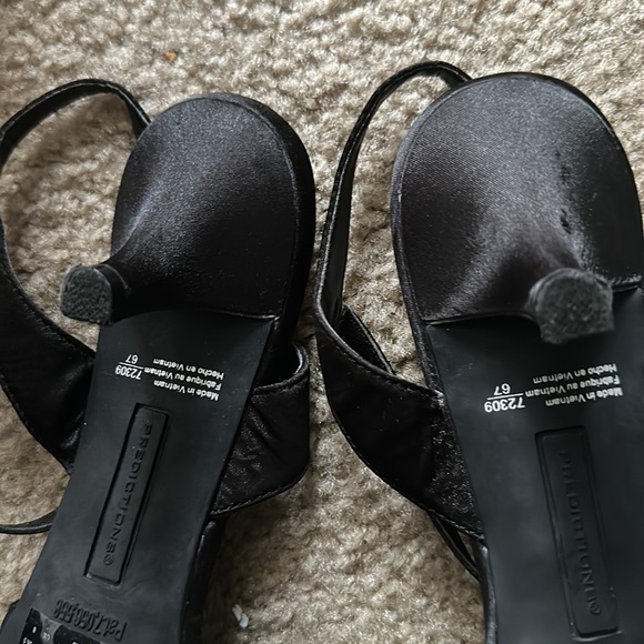 Black Open Toe Strappy Heels - Size 9.5 Wide - Picture 5 of 5